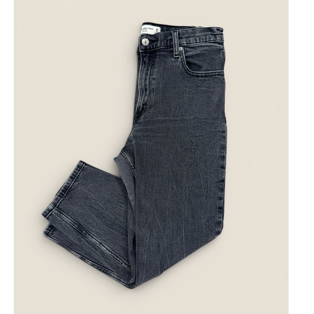 Abercrombie & Fitch The Mom High Rise Jeans Washed Black Size 28 6XS Tapered Leg